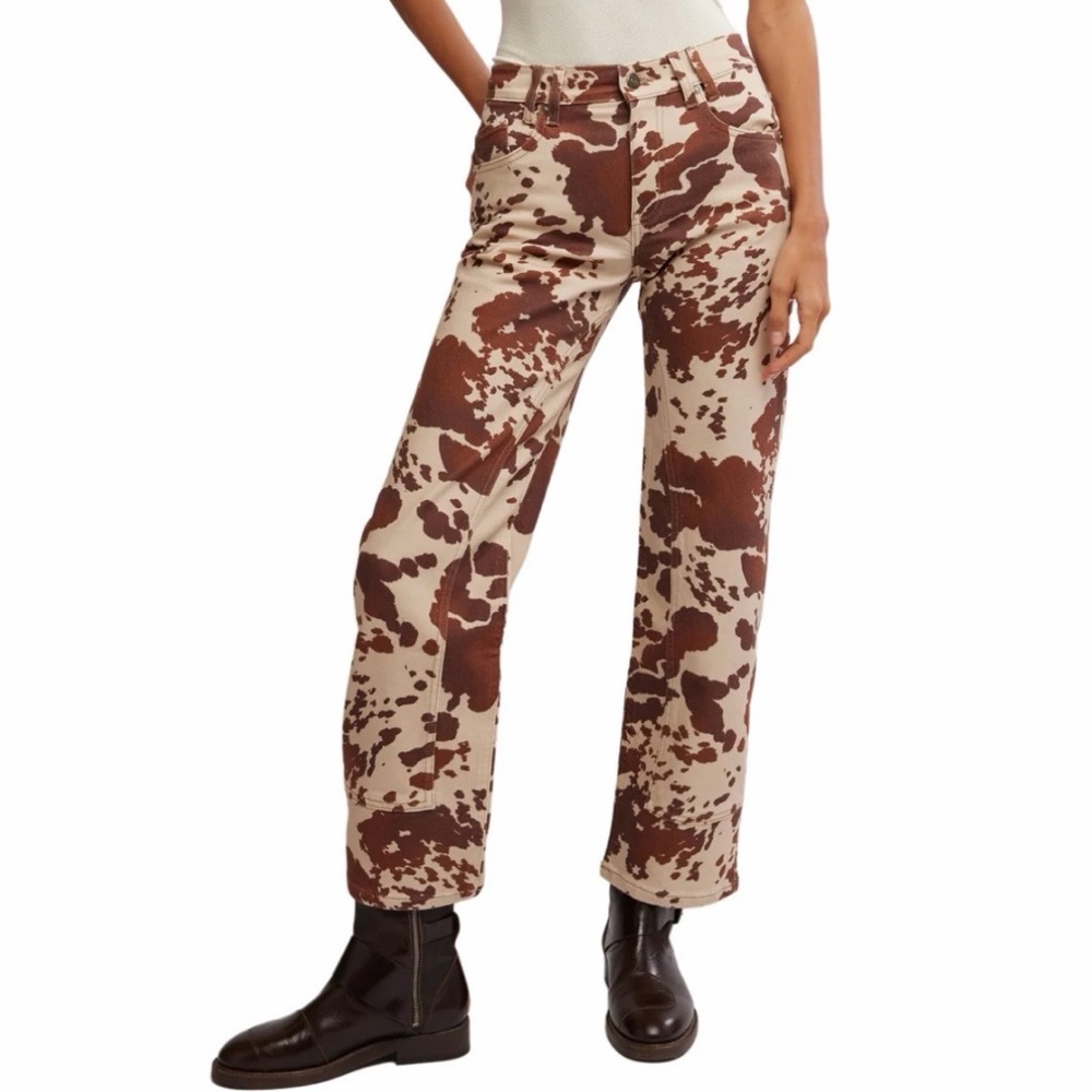 Free People We The Free The Risk Taker Tea Combo Cow Print Jeans Women’s Size 30
